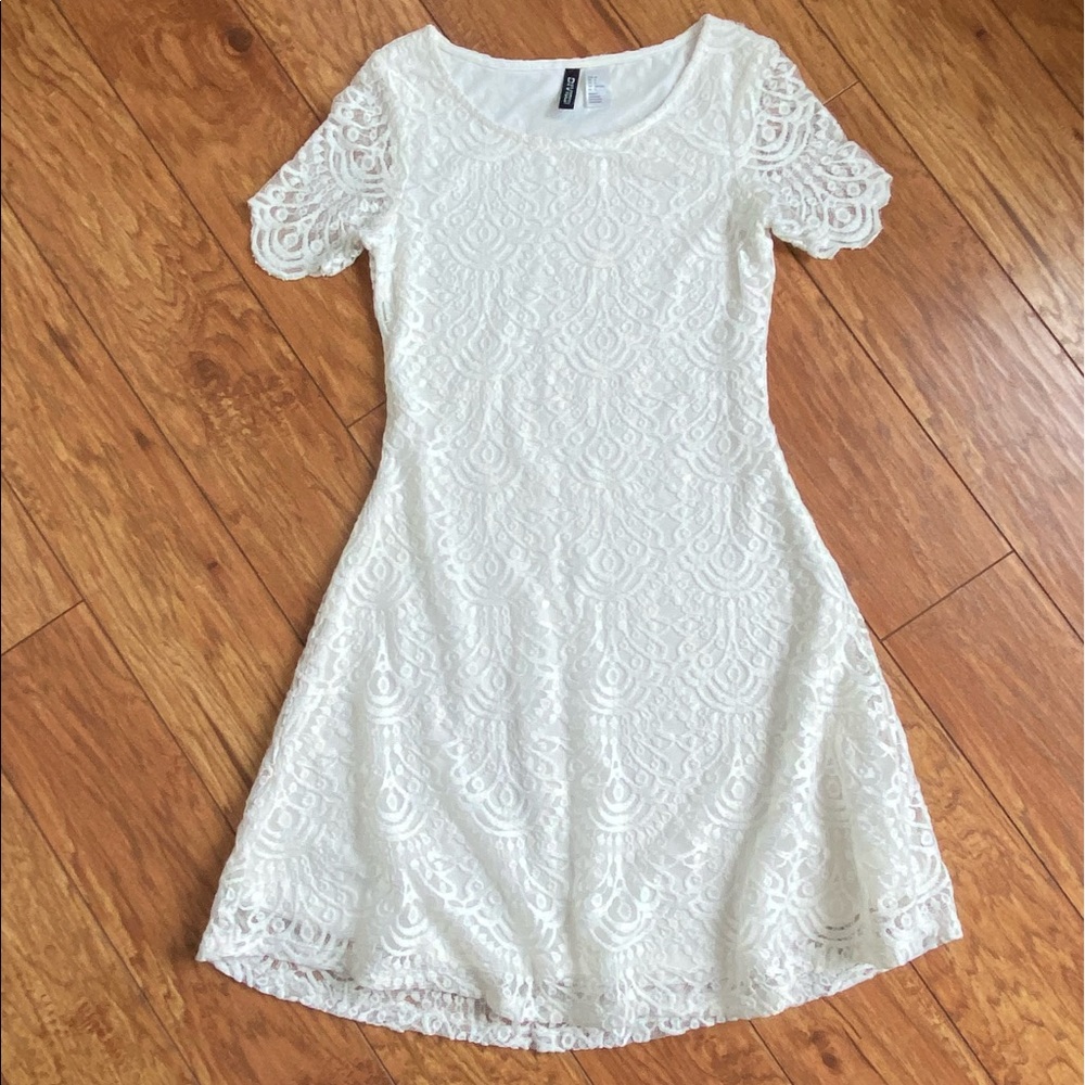 H&M DIVIDED Lace Above the Knee Dress, Beige
